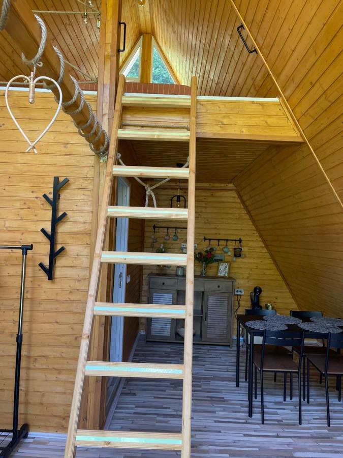 Cabane A-Frame Svinita Екстериор снимка