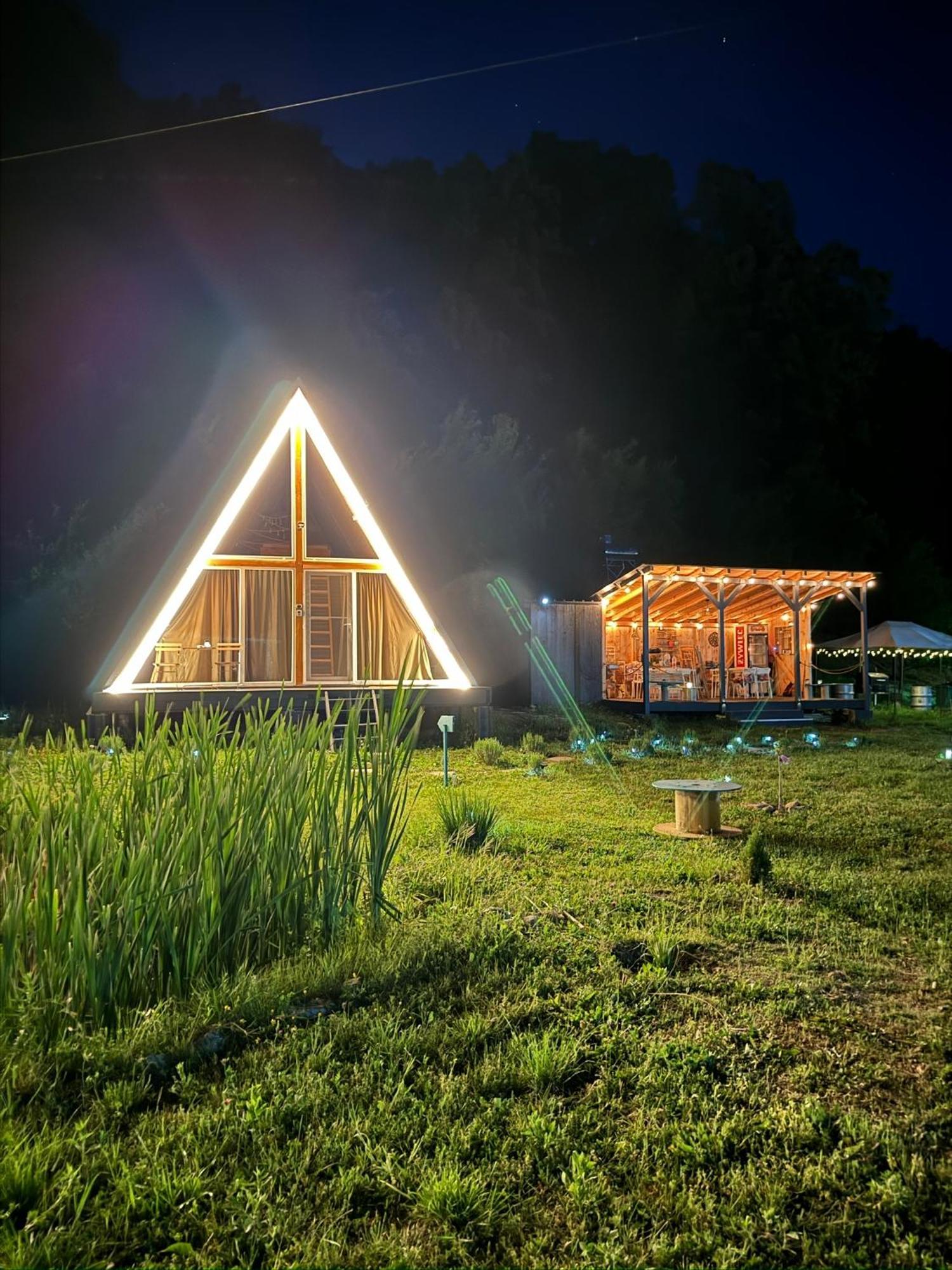 Cabane A-Frame Svinita Екстериор снимка